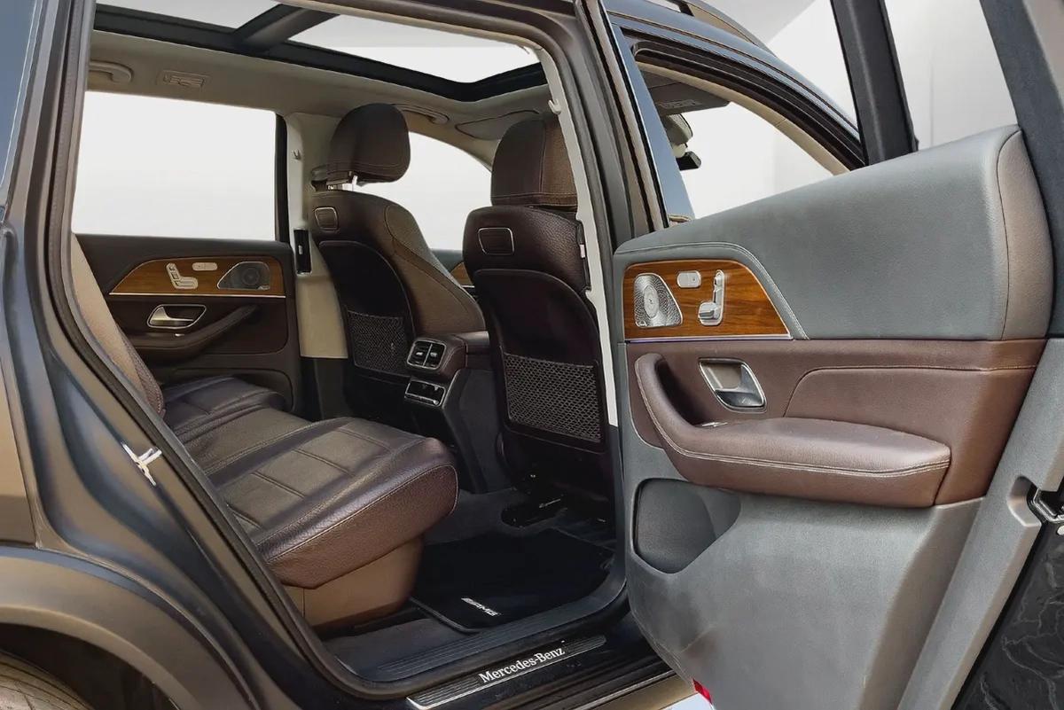 AED 3744 PM | MERCEDES GLS450 MAYBACH KIT 2020 | AGENCY MAINTAINED | PRISTINE CONDITION | GCC-17-17