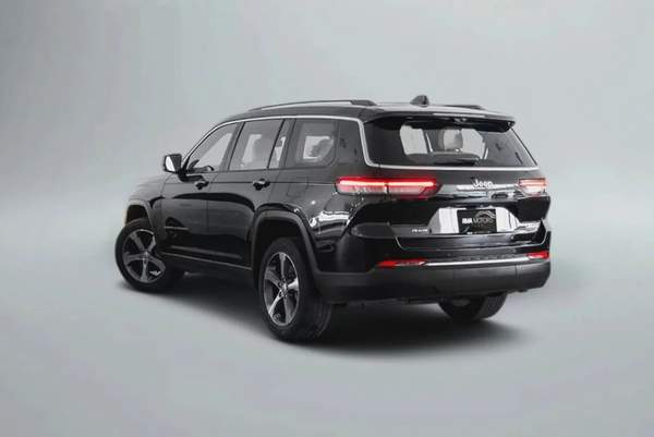 3,049 AED / 60 months | 0% DP | 2023 Jeep Grand Cherokee Limited Plus / Jeep Warranty