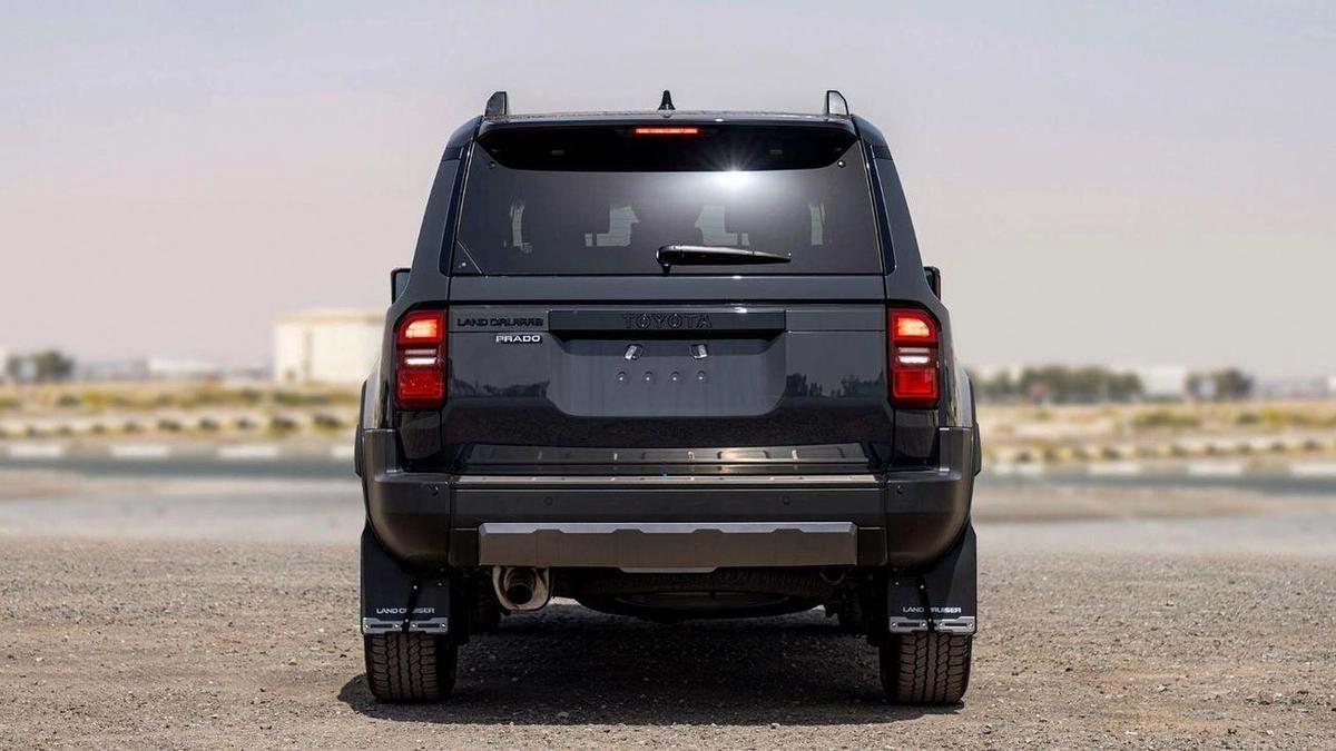 Toyota Prado PRADO 2025\LUXURY\(LHD) TOYOTA PRADO 250 WX+ 2.8D AT MY2025 – GREY-5-5