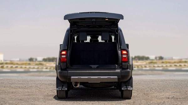 Toyota Prado PRADO 2025\LUXURY\(LHD) TOYOTA PRADO 250 WX+ 2.8D AT MY2025 – GREY