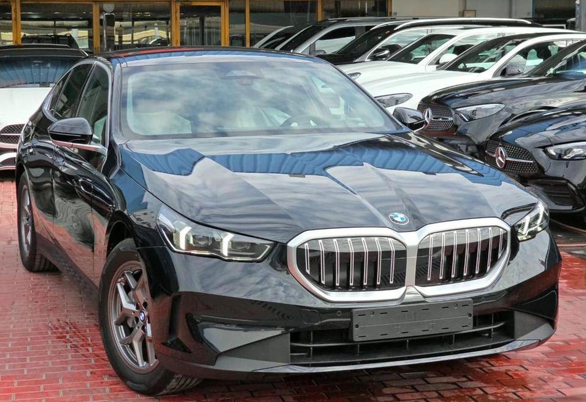 BMW 530i Under Warranty and Service 2026 GCC-3-3