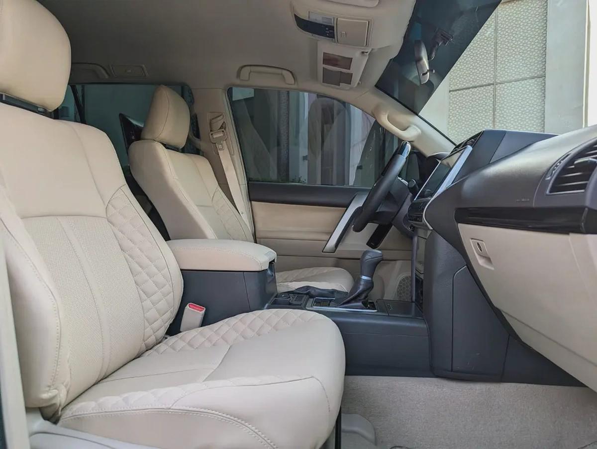 TOYOTA PRADO 2023 GCC V4 2.7L ACCIDENT FREE LOW MILEAGE IN EXCELLENT CONDITION-8-8