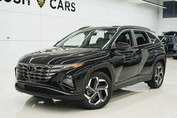 2023 HYUNDAI TUCSON SEL IN EXCELLENT CONDITION