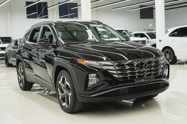 2023 HYUNDAI TUCSON SEL IN EXCELLENT CONDITION