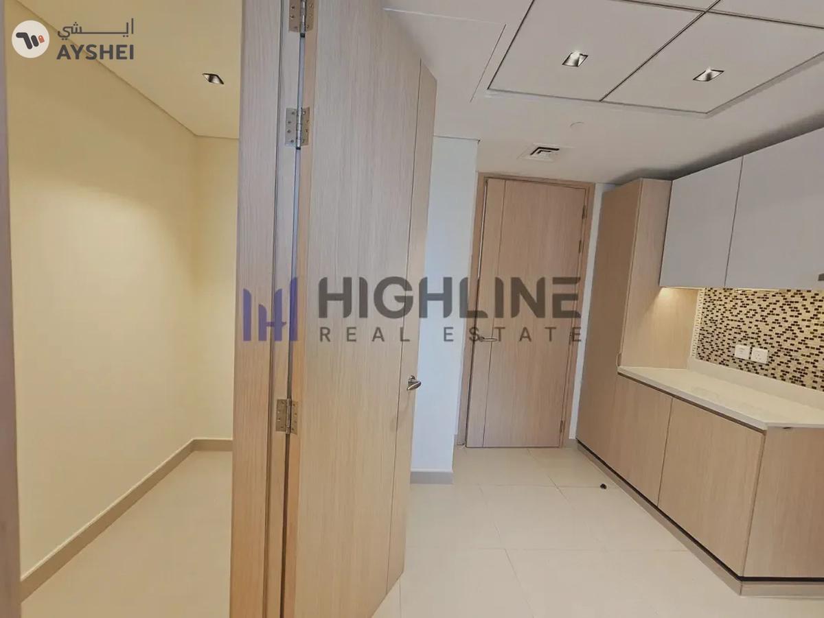 1 Month Free + 5% Disscount | Sea View | Maids Room | Next to Metro | Ready to Move - IN-24-24