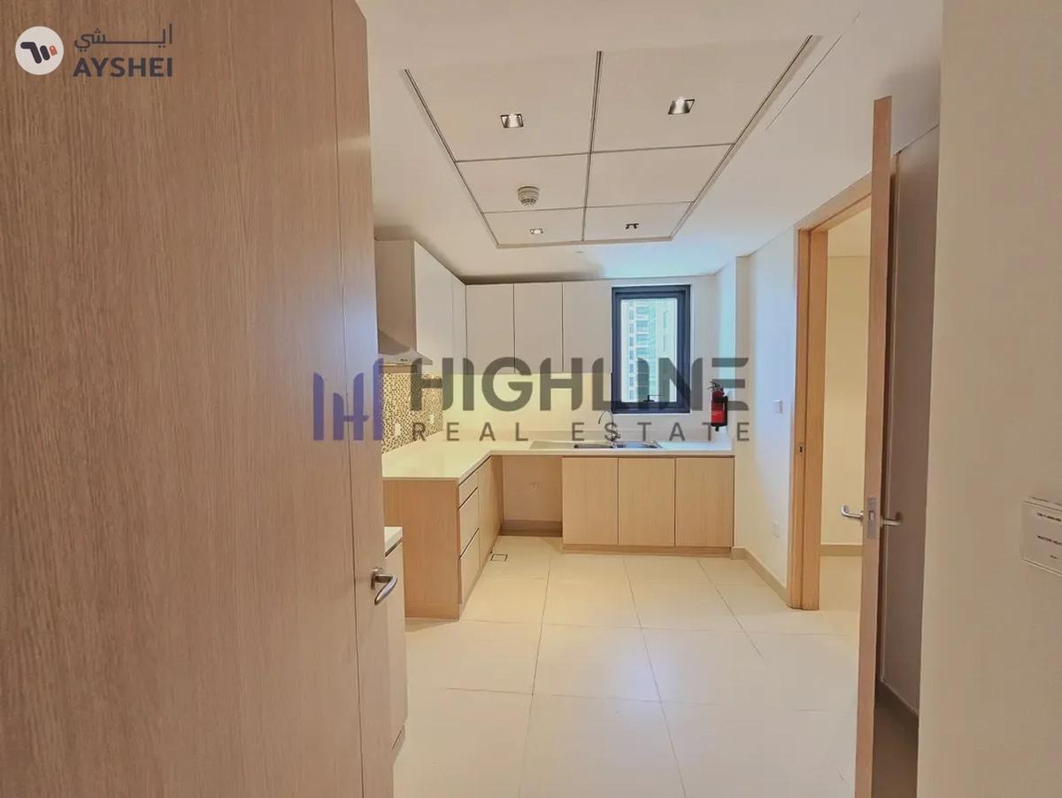 1 Month Free + 5% Disscount | Sea View | Maids Room | Next to Metro | Ready to Move - IN-27-27