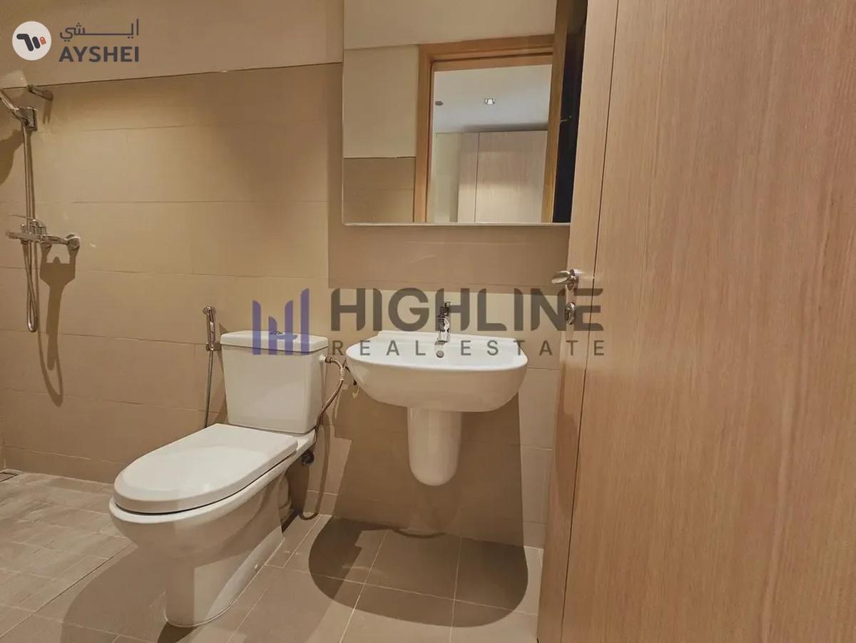 1 Month Free + 5% Disscount | Sea View | Maids Room | Next to Metro | Ready to Move - IN-1-landscape