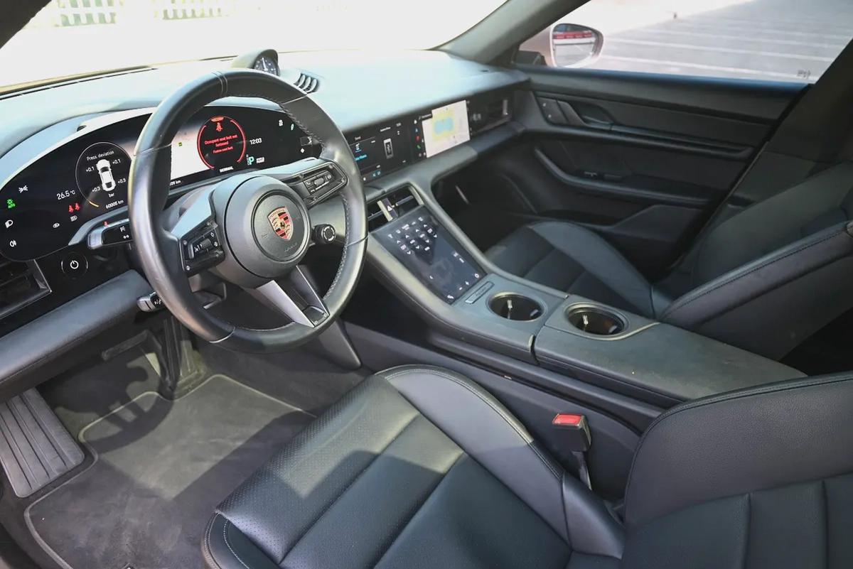 RAMADAN OFFER - 0% DP - UNDER WARRANTY - PORSHCE TAYCAN 4S 2023 - GCC SPECS-10-10