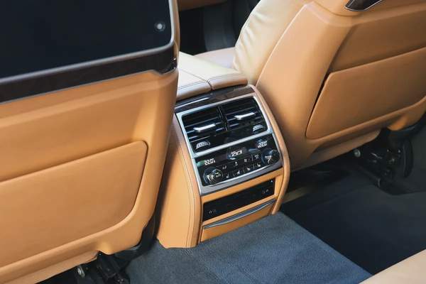 BMW 7-Series-740Li-2016-98000KM-GCC SPECS-EXCELLENT CONDITION