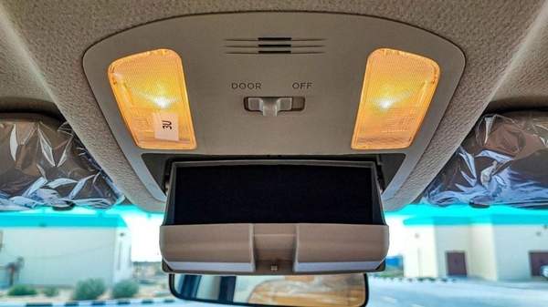 Toyota Fortuner FORTUNER SR5 2.7L V4 PETROL mid options