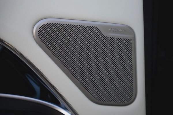 Land Rover Range Rover Autobiography 2026 - GCC Specs - The pinnacle of luxury