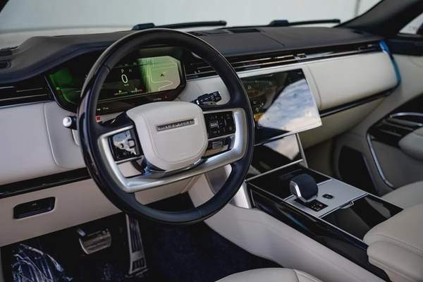 Land Rover Range Rover Autobiography 2026 - GCC Specs - The pinnacle of luxury