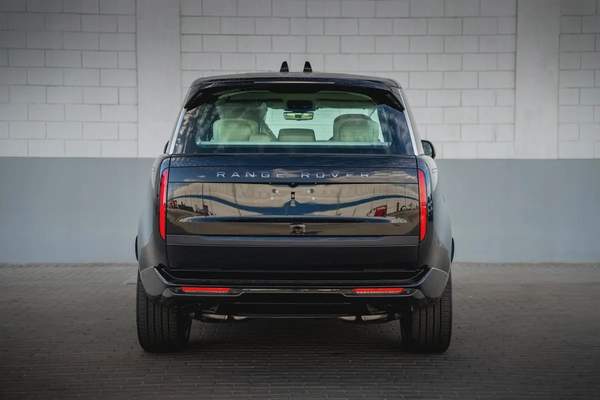 Land Rover Range Rover Autobiography 2026 - GCC Specs - The pinnacle of luxury