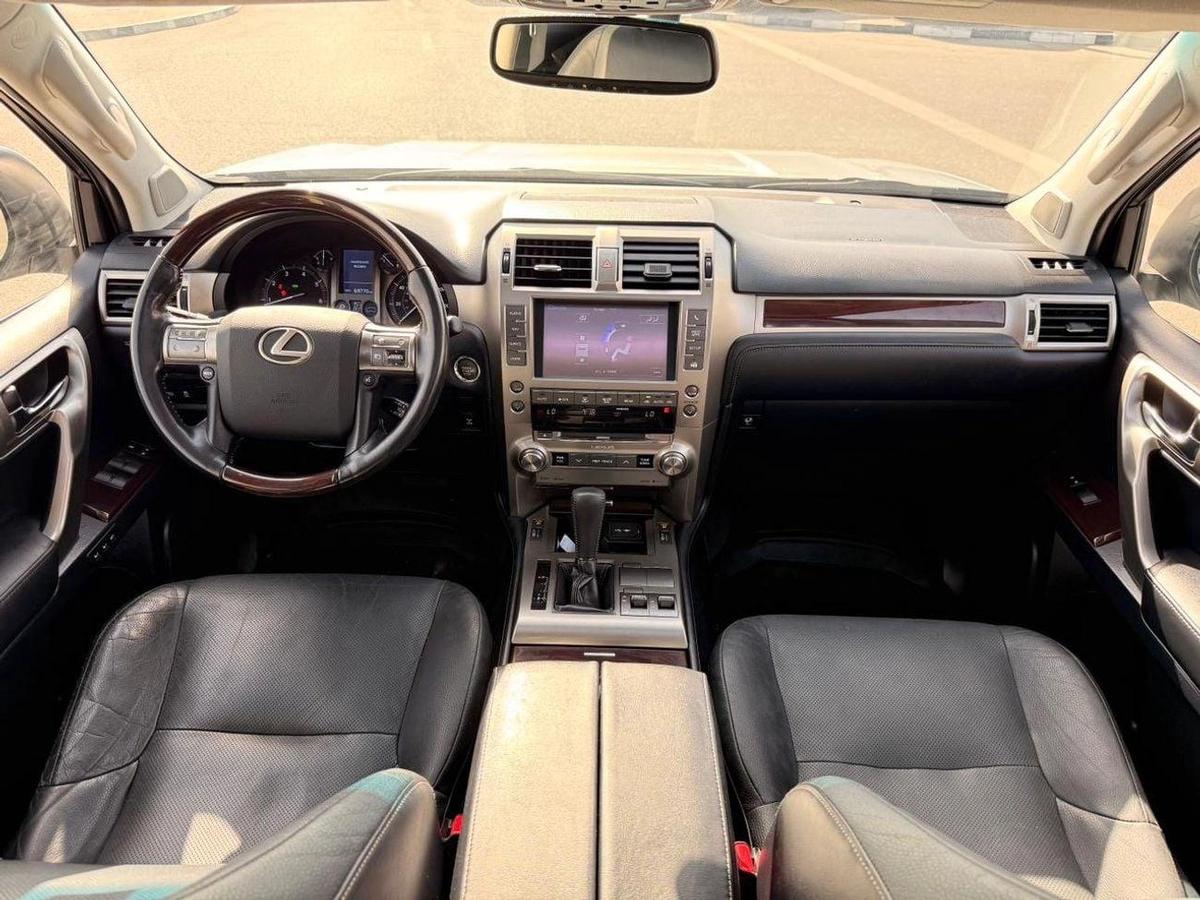 Lexus GX460 Premier 4.6L 4WD-4-4