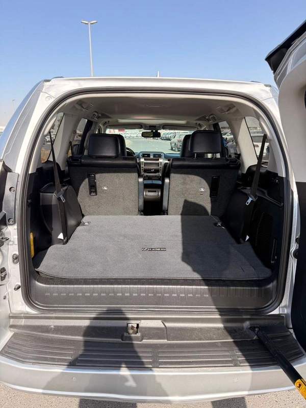 Lexus GX460 Premier 4.6L 4WD