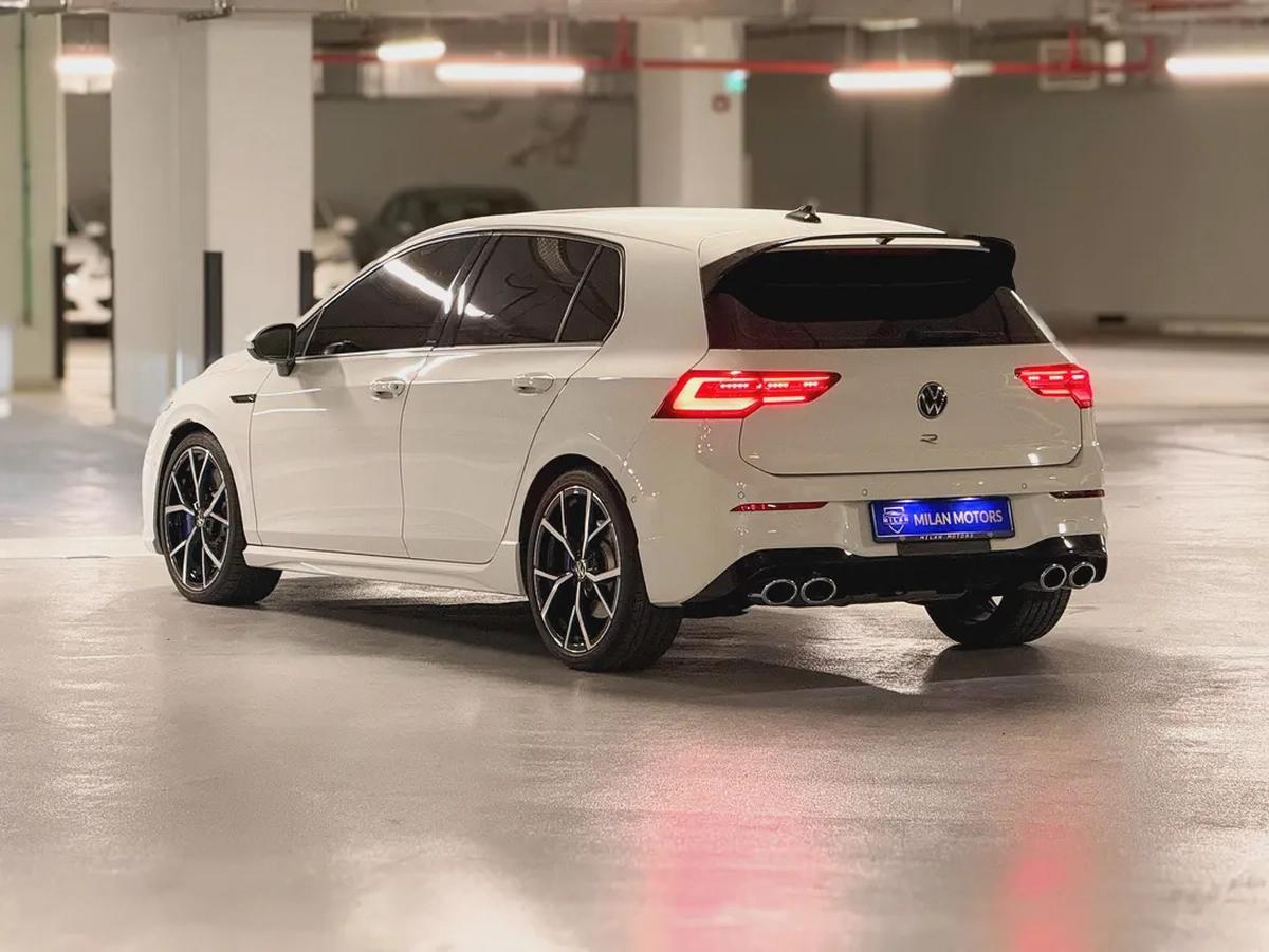 Volkswagen Golf R 2024 – Top Specification – Full Agency Warranty and service contract. (Al Nabooda)-7-7