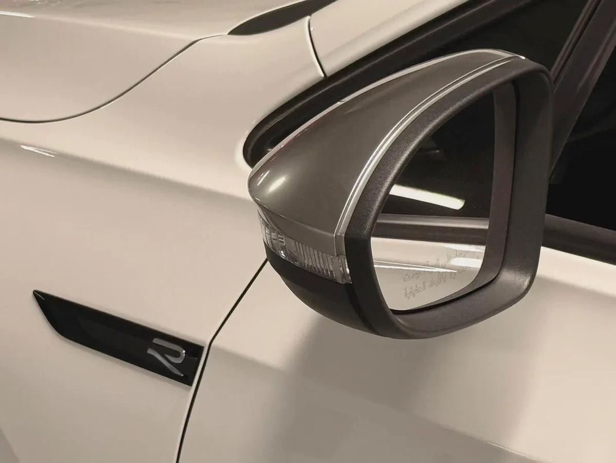 Volkswagen Golf R 2024 – Top Specification – Full Agency Warranty and service contract. (Al Nabooda)-8-8
