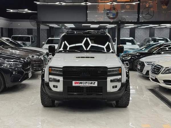 Rare - Ultimate Desert Edition - Toyota Warranty Service - 7 Seats - GCC Specs