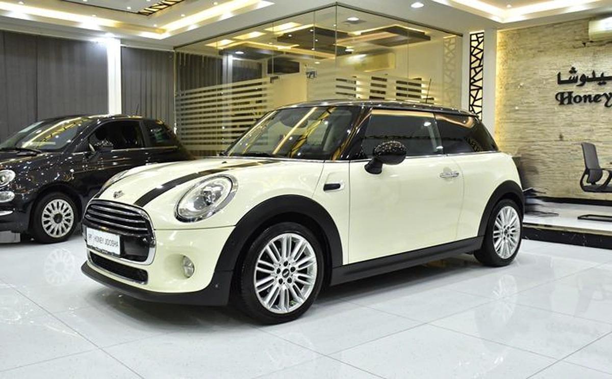 Mini Cooper ( 2017 Model ) in White Color GCC Specs-5-5