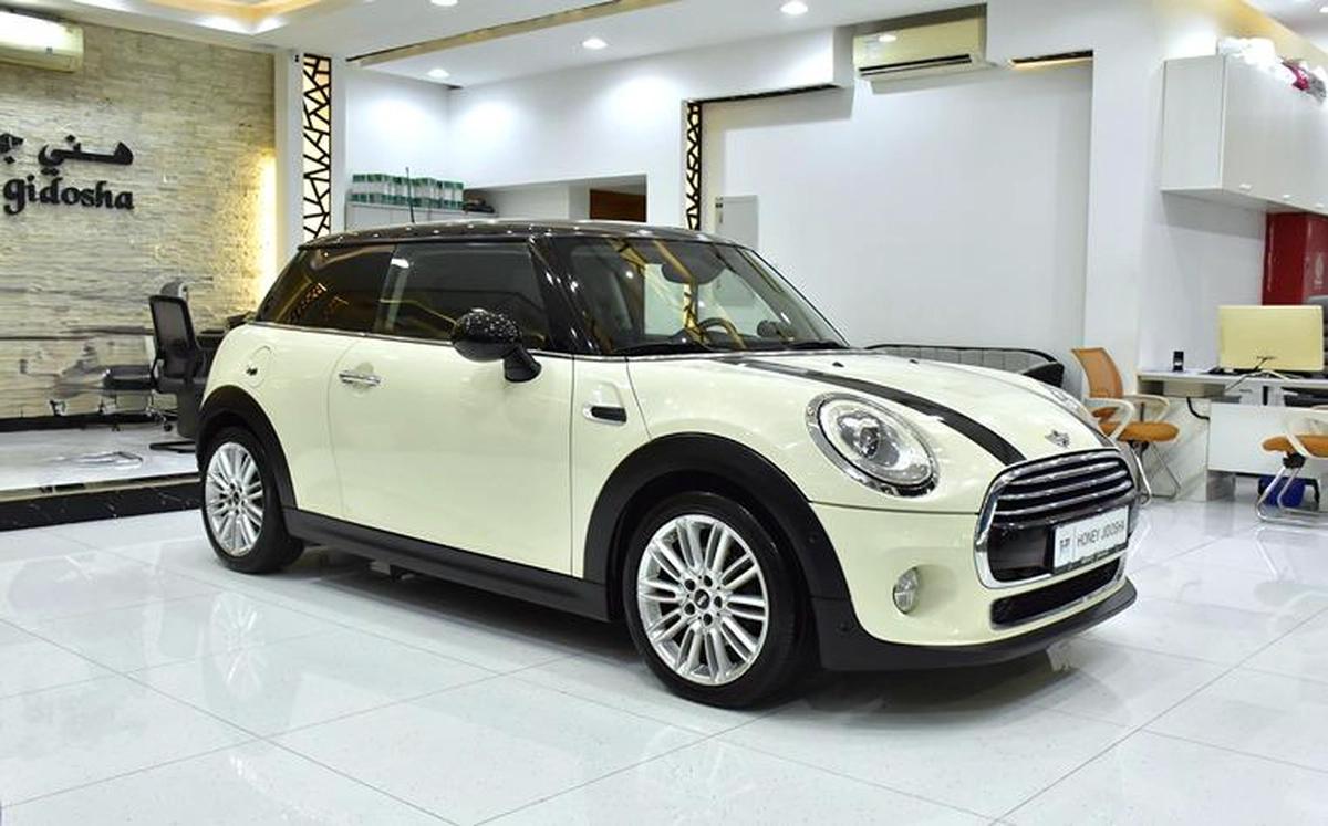 Mini Cooper ( 2017 Model ) in White Color GCC Specs-3-3