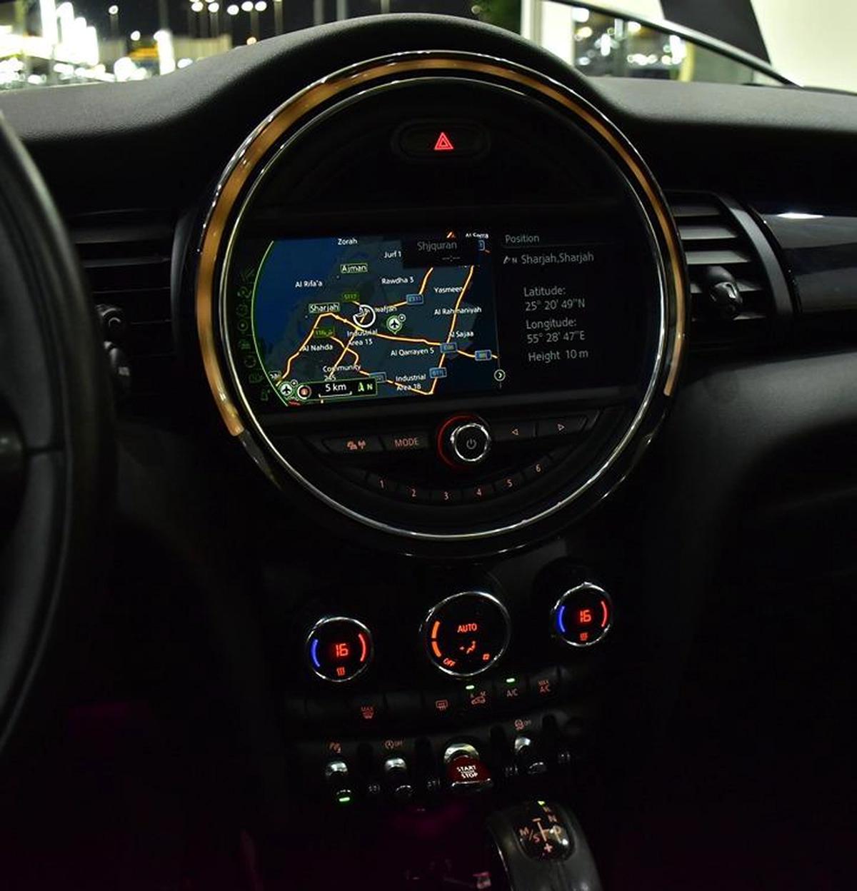Mini Cooper ( 2017 Model ) in White Color GCC Specs-13-13