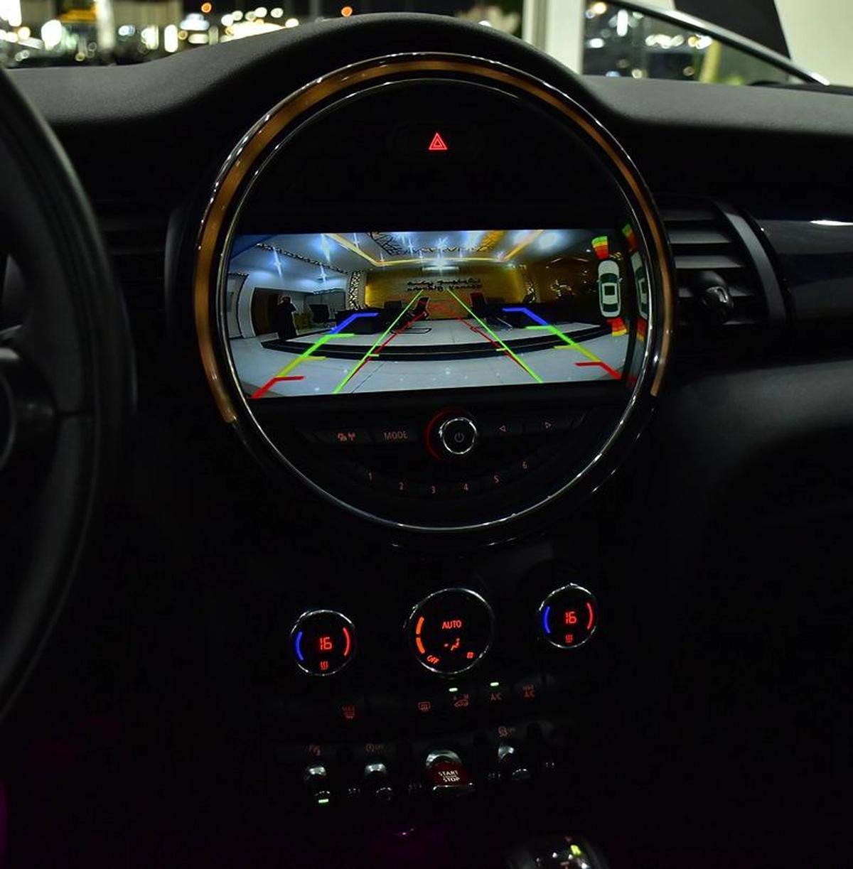 Mini Cooper ( 2017 Model ) in White Color GCC Specs-9-9