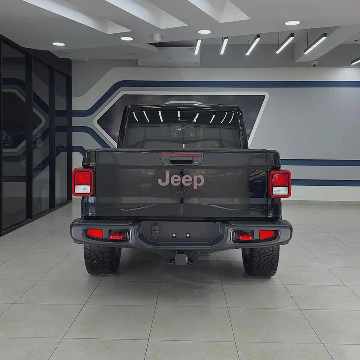 2023 Jeep Gladiator Rubicon V6-4-4