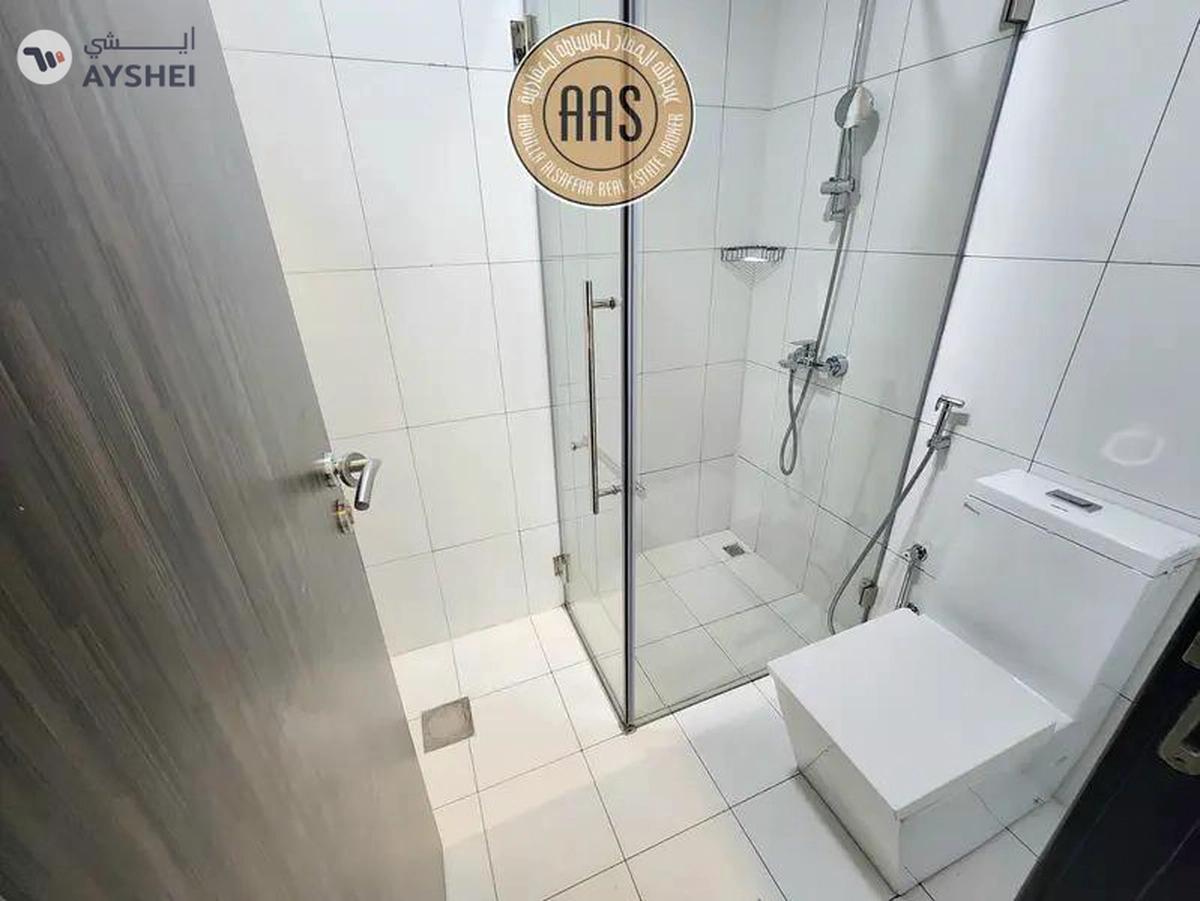 No commission/spacious 2bhk with close kitchen & storage/rent100k/arjan-3-3