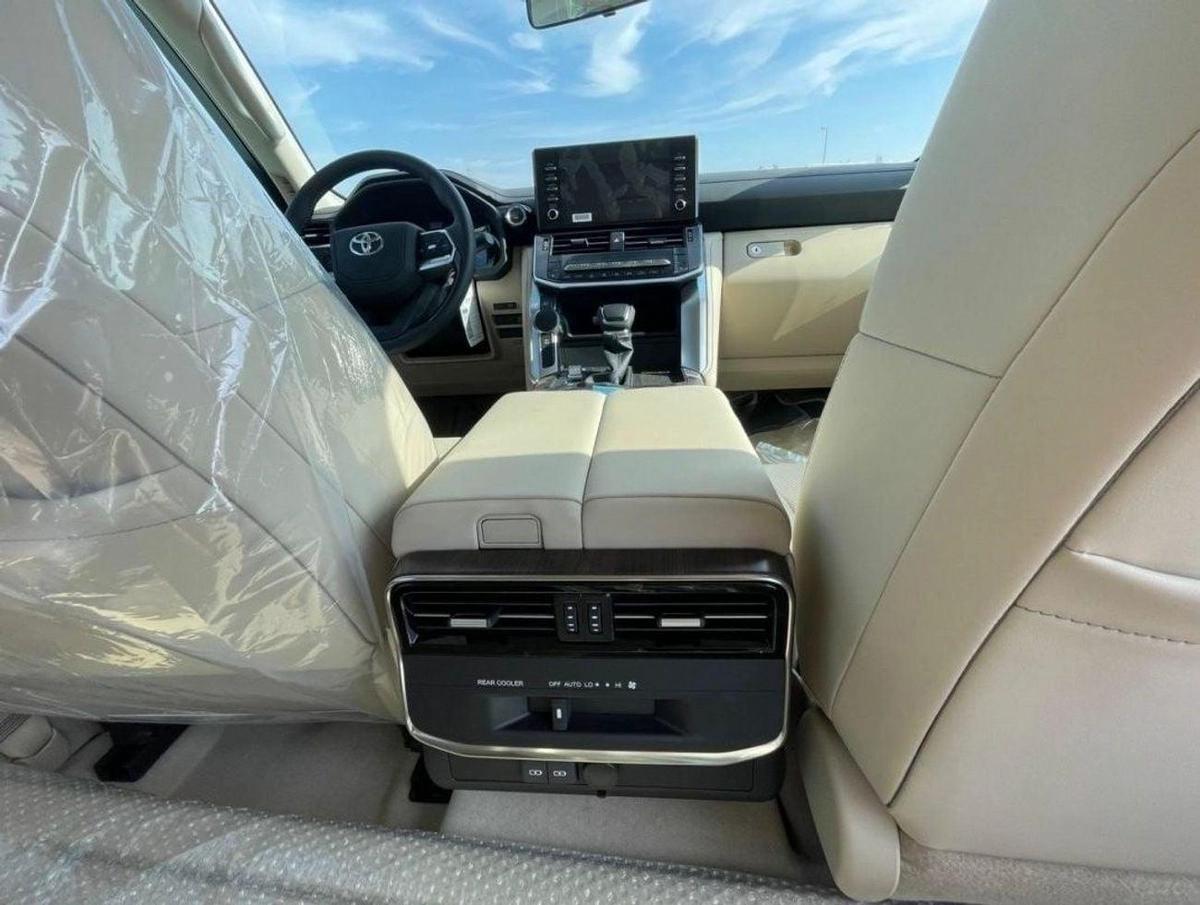Toyota Land Cruiser LC300 // GXR // 4.0 // MODEL 2026-10-10