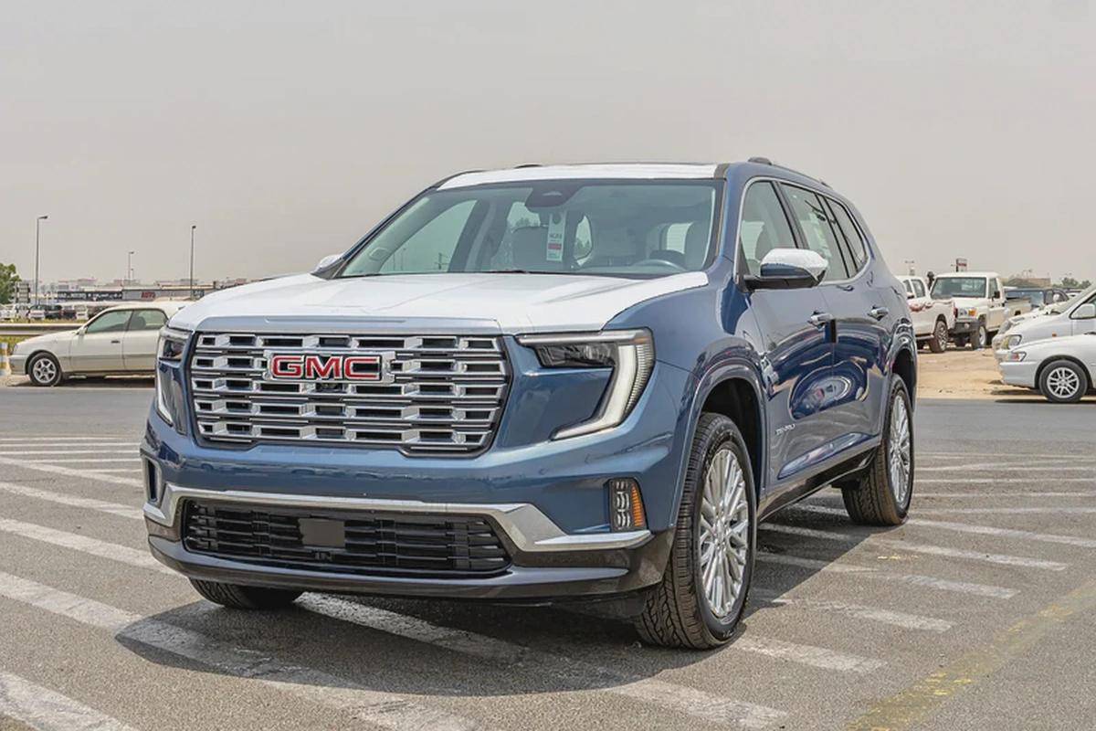 GMC Acadia Denali AWD -2024 (Export)-2-2