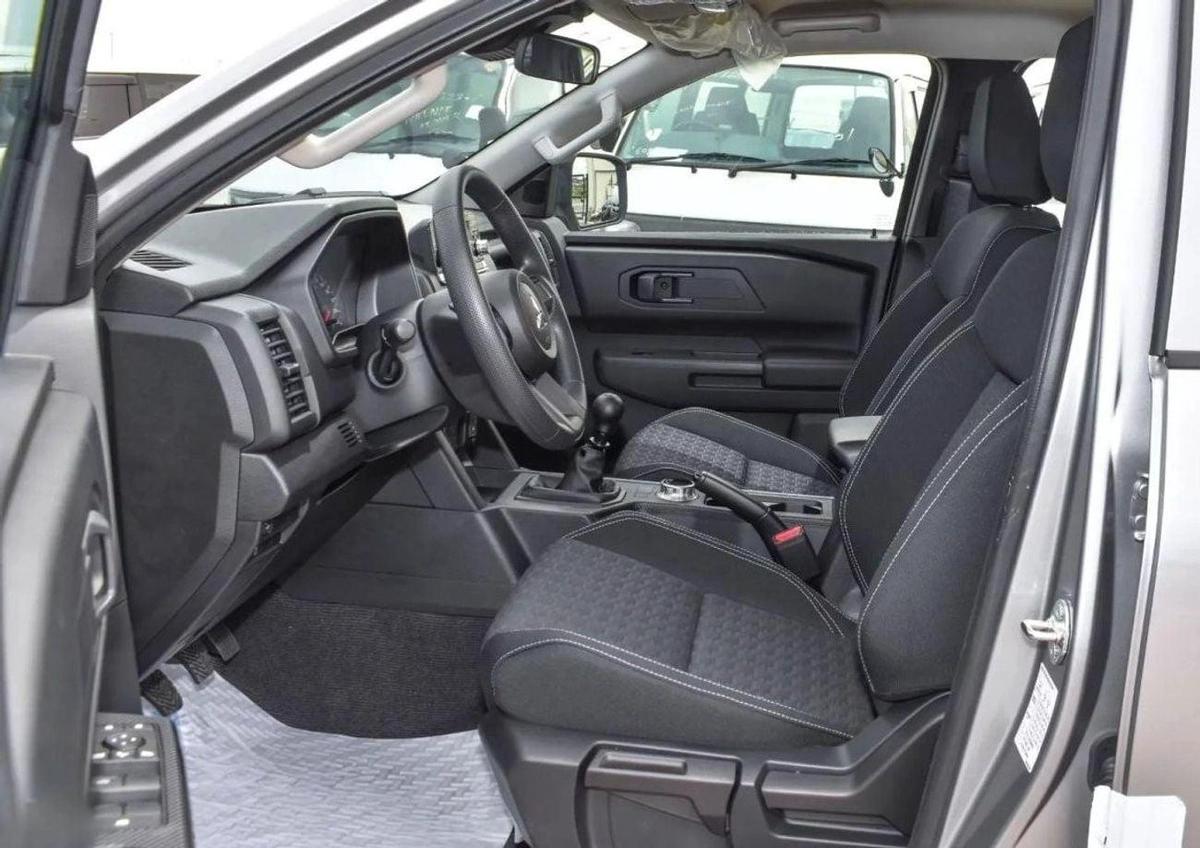 Mitsubishi L200 Mitsubishi L200 / Triton GLX 4WD 2.4L Diesel MT High Line-11-11