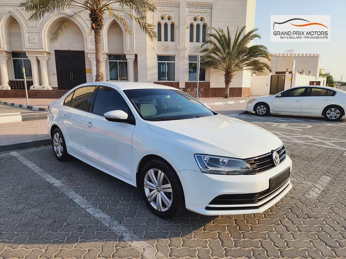 Volkswagen Jetta S V4 2.0L 2015 Model GCC Specs With Partial Service History In Perfect Condition-2-2