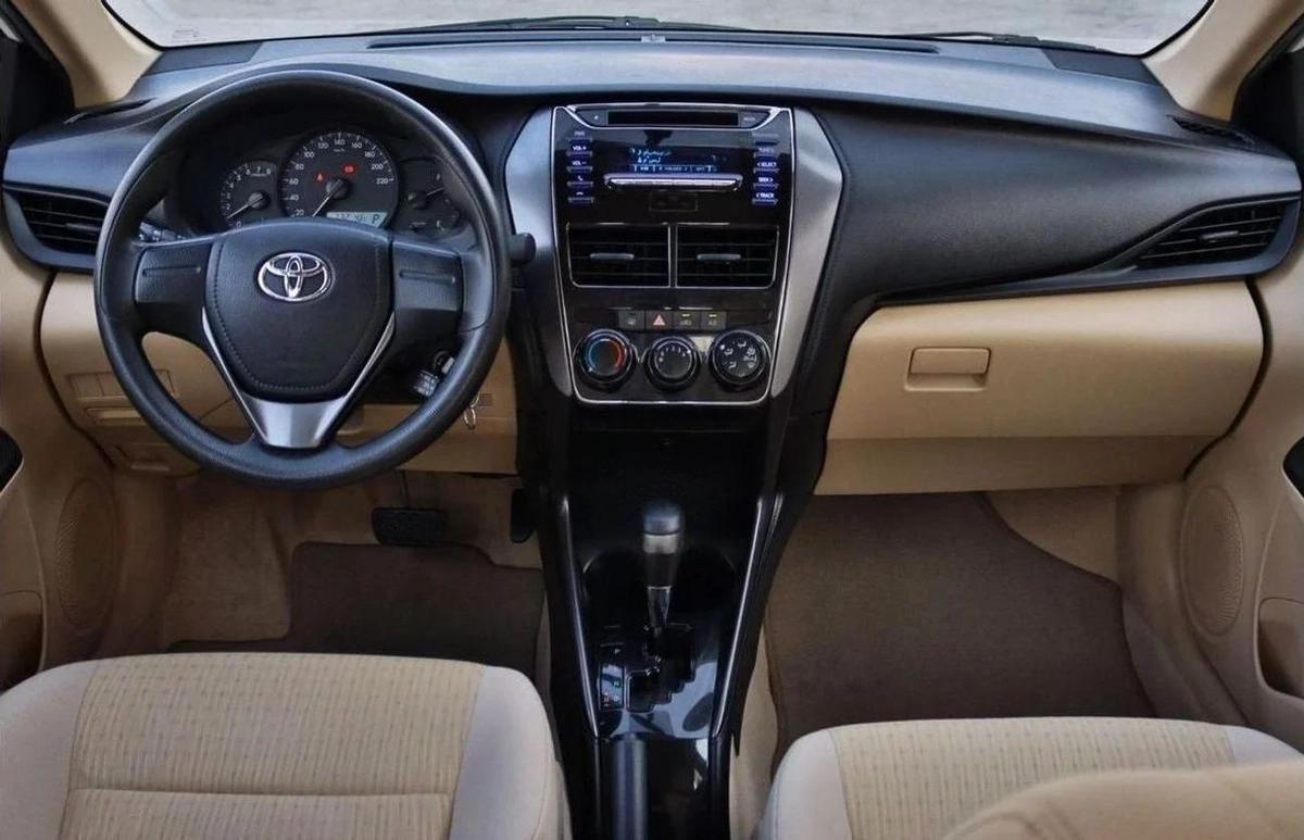 Used Toyota Yaris 2022-6-6