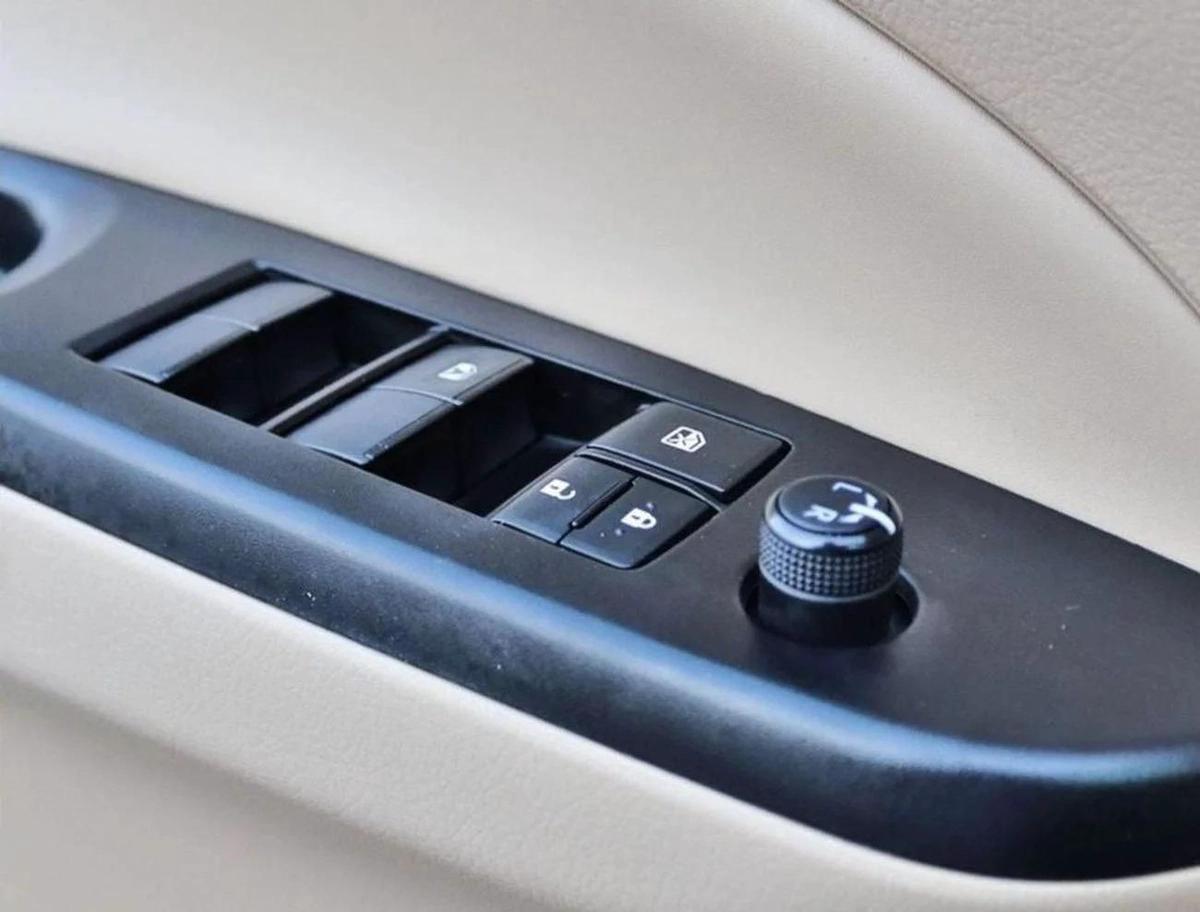 Used Toyota Yaris 2022-5-5