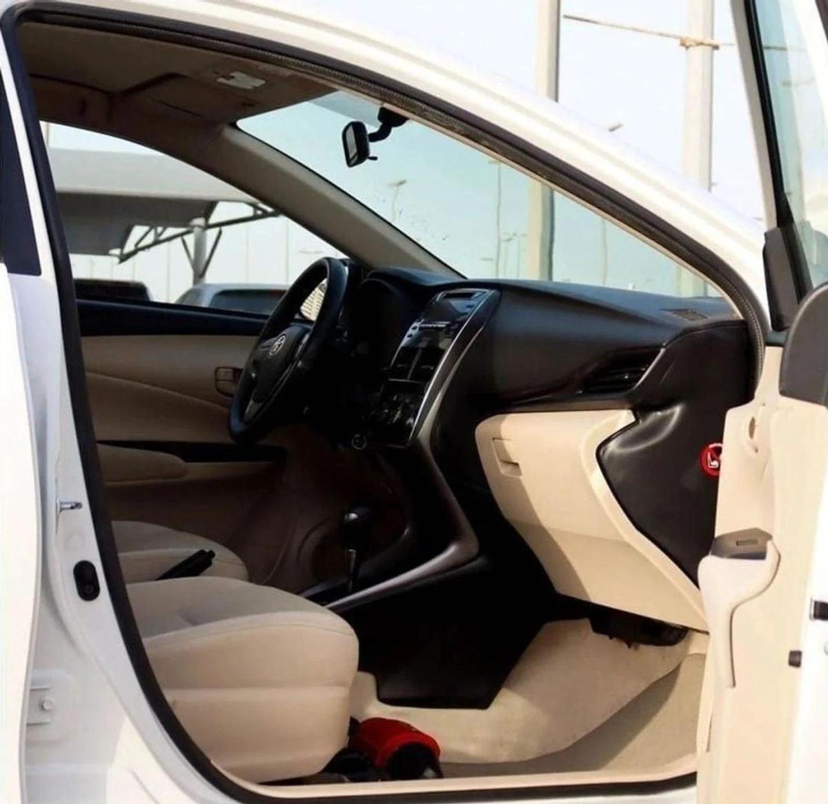 Used Toyota Yaris 2022-12-12