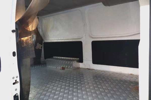 Nissan Urvan 2022 Model - GCC Specs