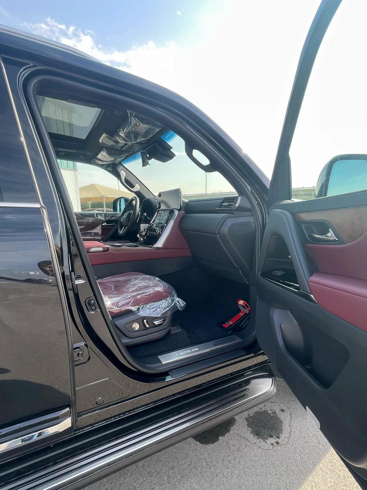 LEXUS LX600 SIGNATURE 2025 | 3.5L | ZERO KM | GCC | FULL OPTIONS-7-7