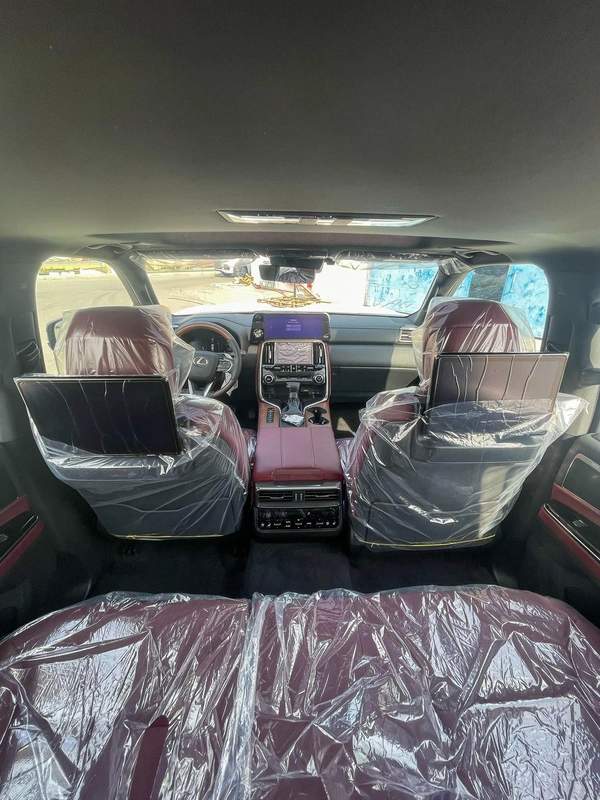 LEXUS LX600 SIGNATURE 2025 | 3.5L | ZERO KM | GCC | FULL OPTIONS