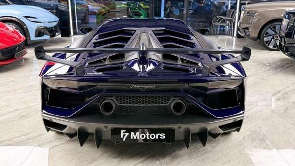 Lamborghini Aventador SVJ 6.5L V12 - Lamborghini Aventador - 1 of 900 worldwide - Naturally Aspirated V12