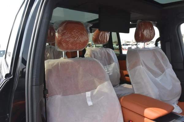 ROX 01 SEVEN SEATS 2025 | BLACK