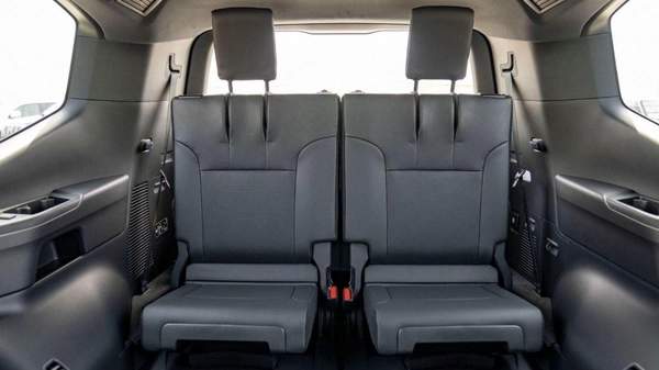 Toyota Land Cruiser TOYOTA LANDCRUSIER LC300 VX 4.0 PETROL TWIN TURBO