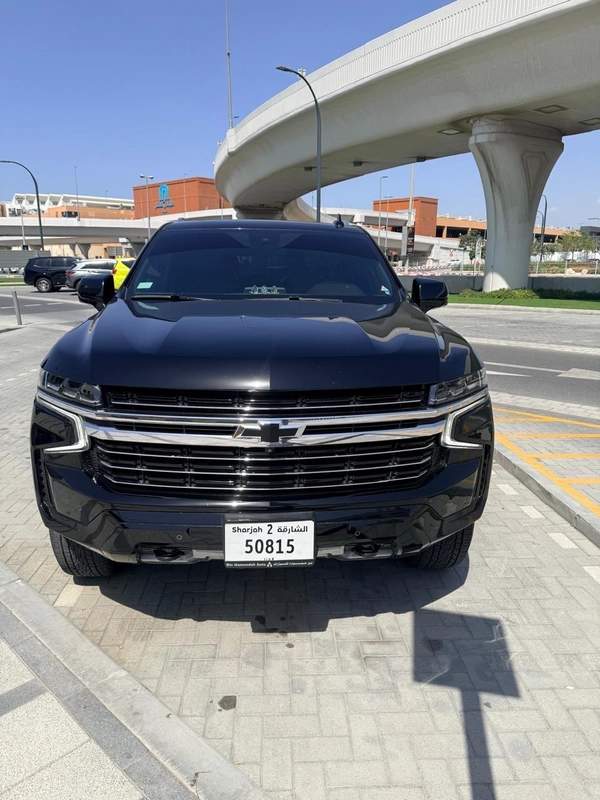 Chevrolet Suburban LT 2024