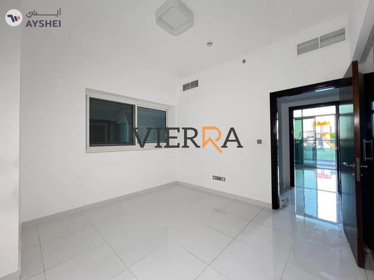 Spacious Unit | Prime Location | Well Maintained-5-5