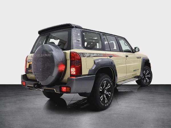 NISSAN PATROL SUPER SAFARI GCC LEGEND EDITION - VTC 4800 - FULLY LOADED IN SPECIAL SAND BEIGE