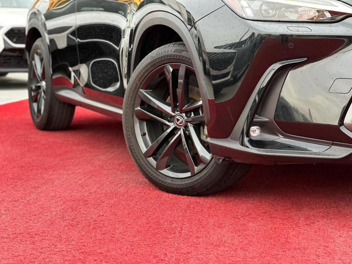 Lexus NX350h Hybrid Executive 2.5L-4-4