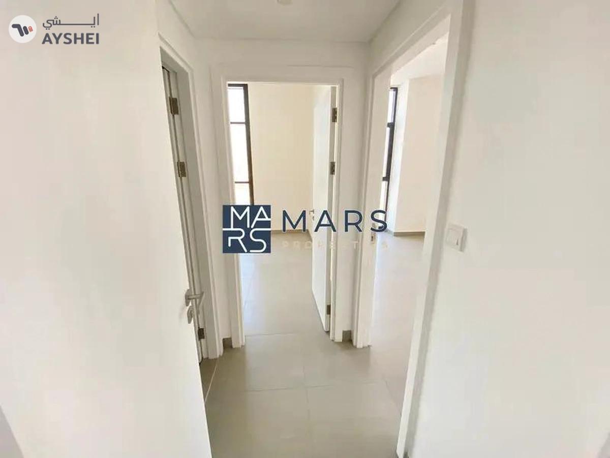 Corner Layout | Brand New | Full View-14-14