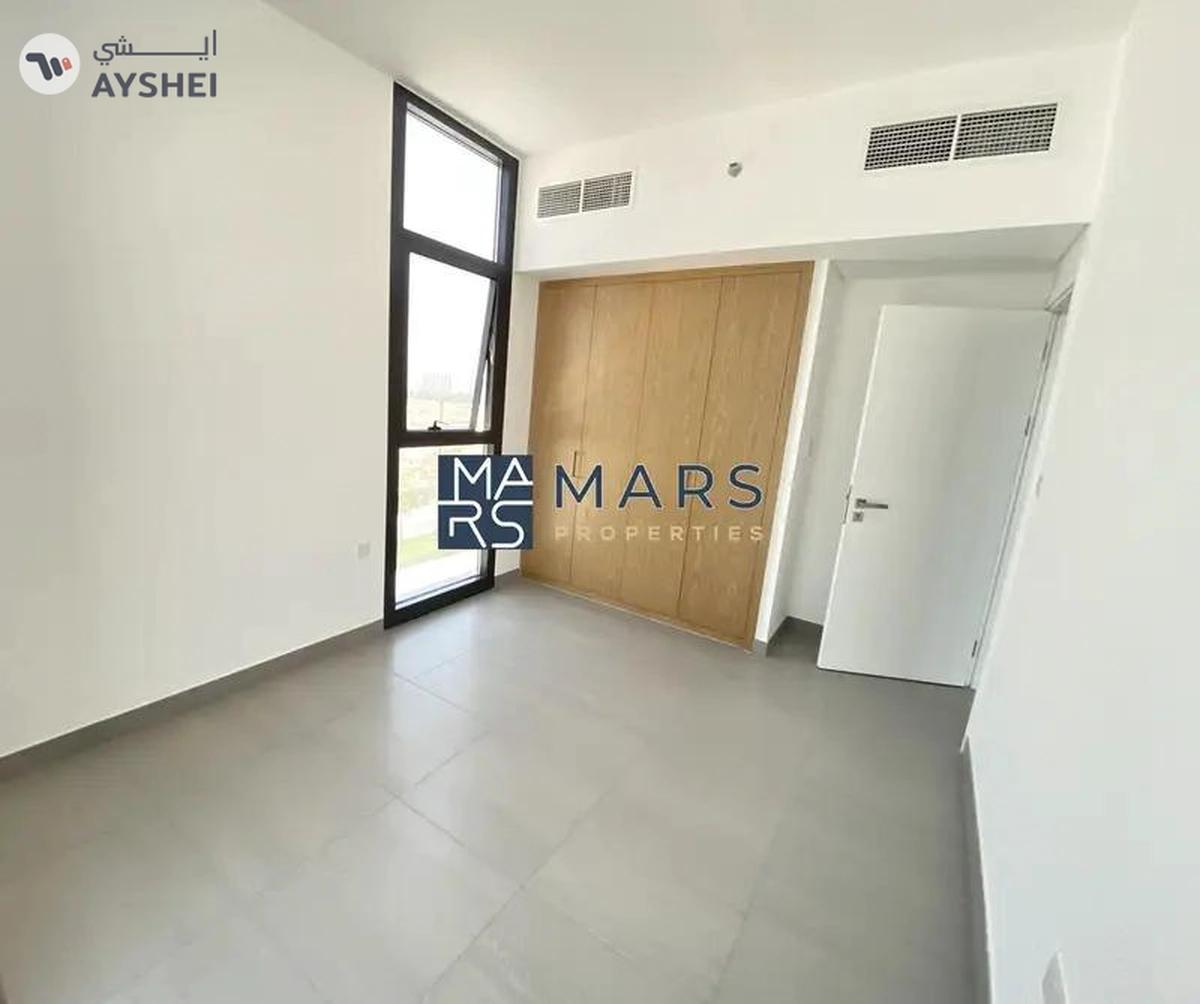 Corner Layout | Brand New | Full View-1-1