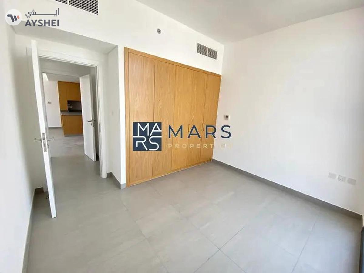 Corner Layout | Brand New | Full View-1-landscape