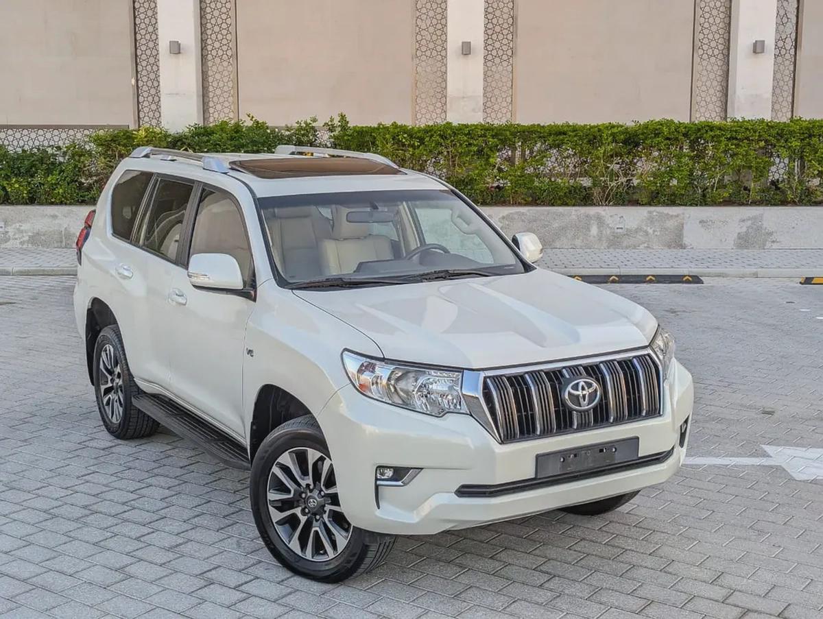TOYOTA PRADO 2022 TXL TOP FULL OPTION GCC V6 4.0L IN EXCELLENT CONDITION-0-0