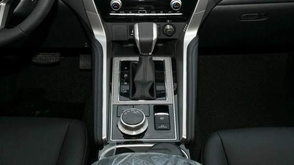 Mitsubishi Montero Sport 3.0L DIESEL FULL OPTION